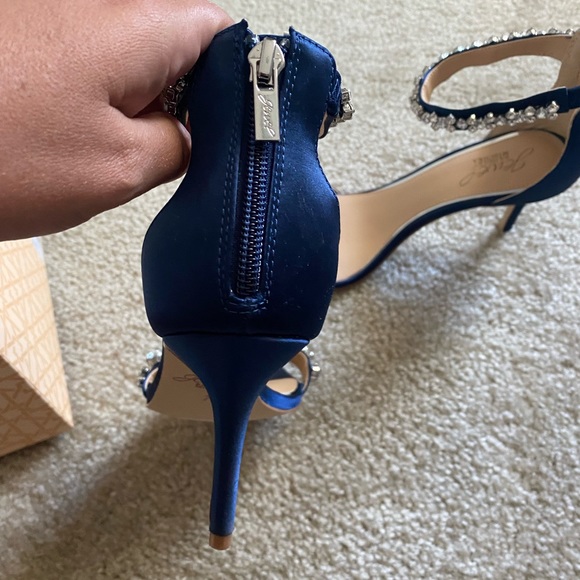 Jewel by Badgley Mischka Size 7 Heels - Picture 4 of 8